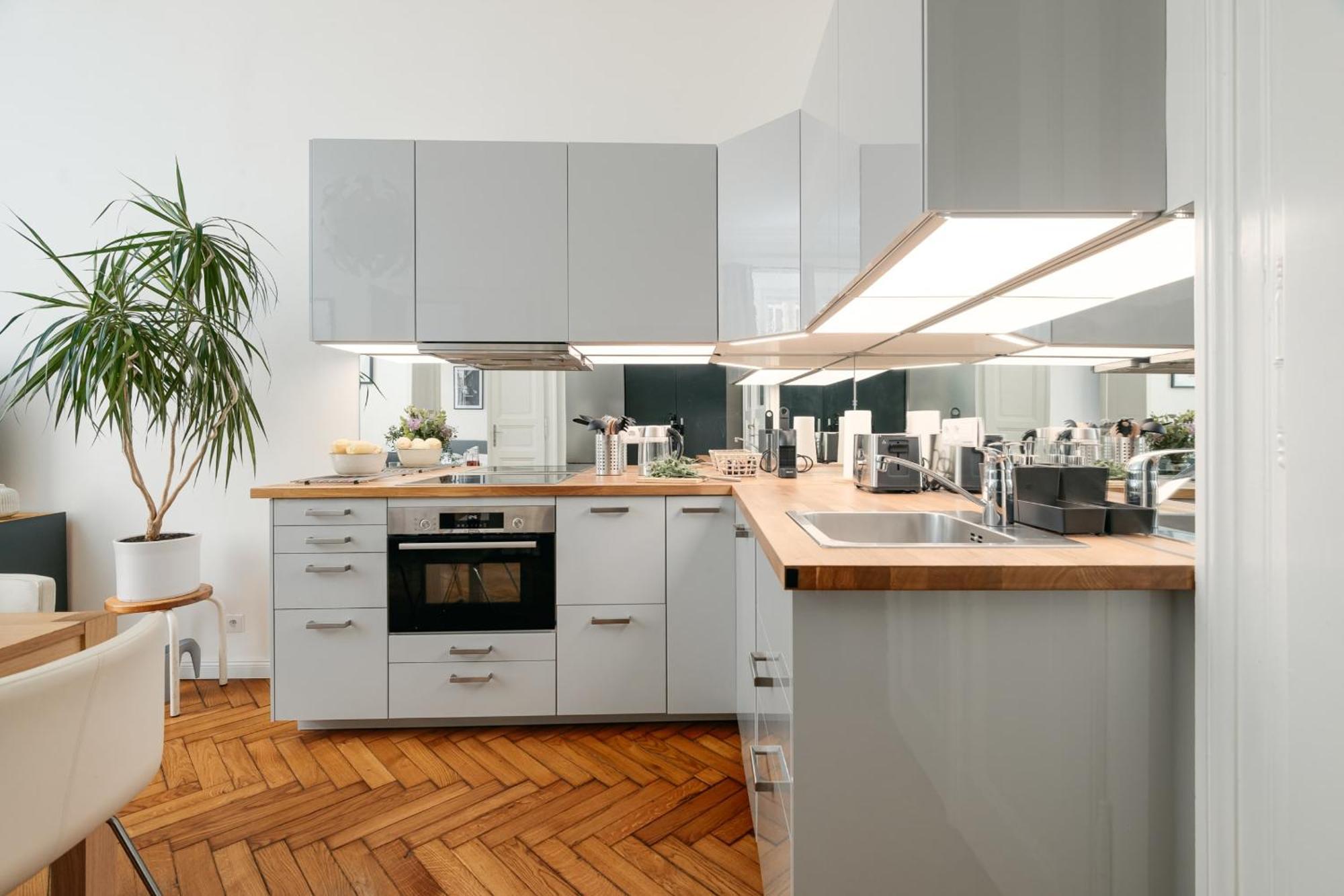 Comfortable And Cosy Apt A Few Steps From Dancing House And Naplavka Dance Prag Exterior foto
