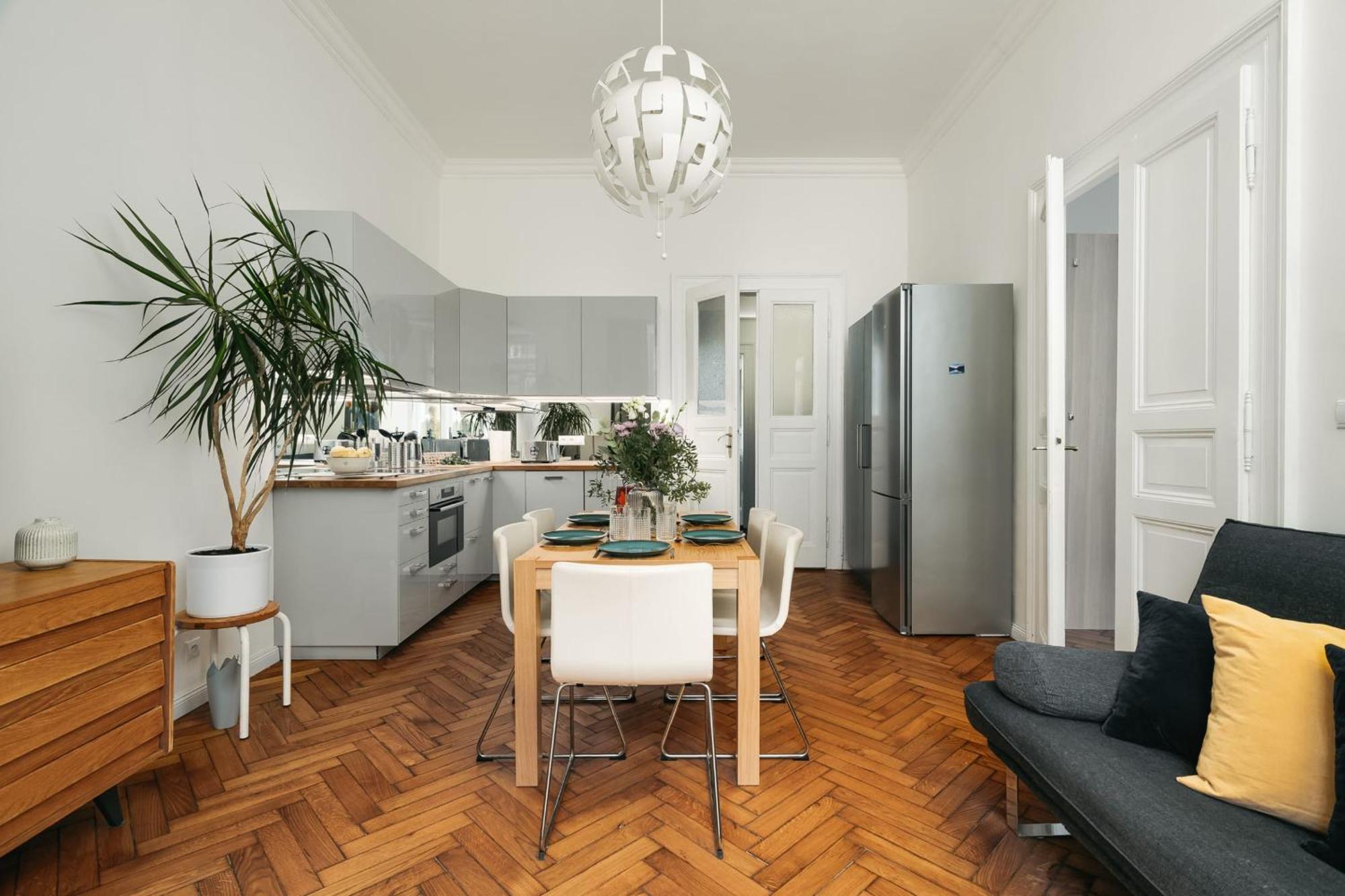 Comfortable And Cosy Apt A Few Steps From Dancing House And Naplavka Dance Prag Exterior foto